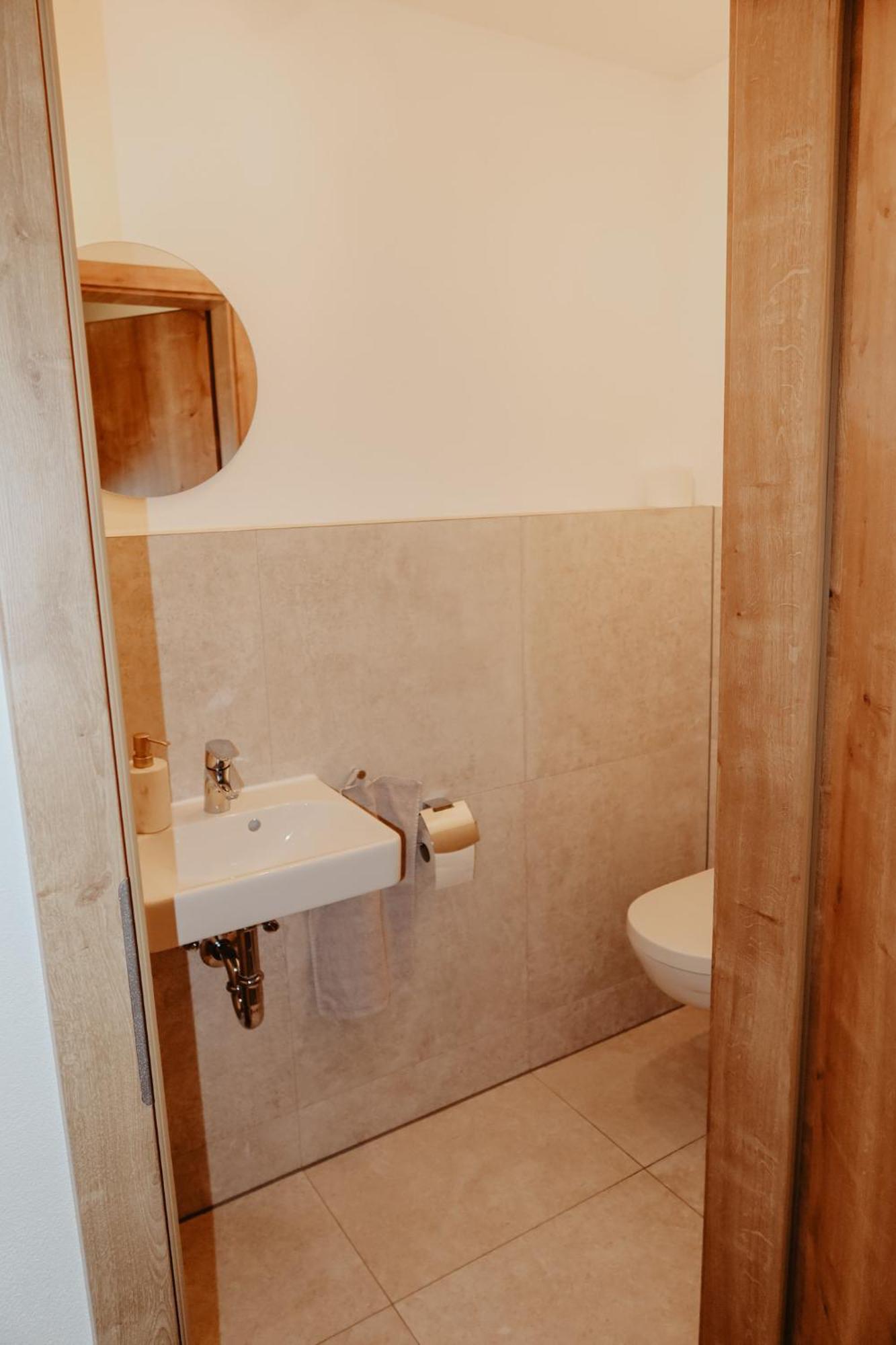 Ferienwohnung/Arbeiterwohnung Kampenwand 罗尔多夫 外观 照片